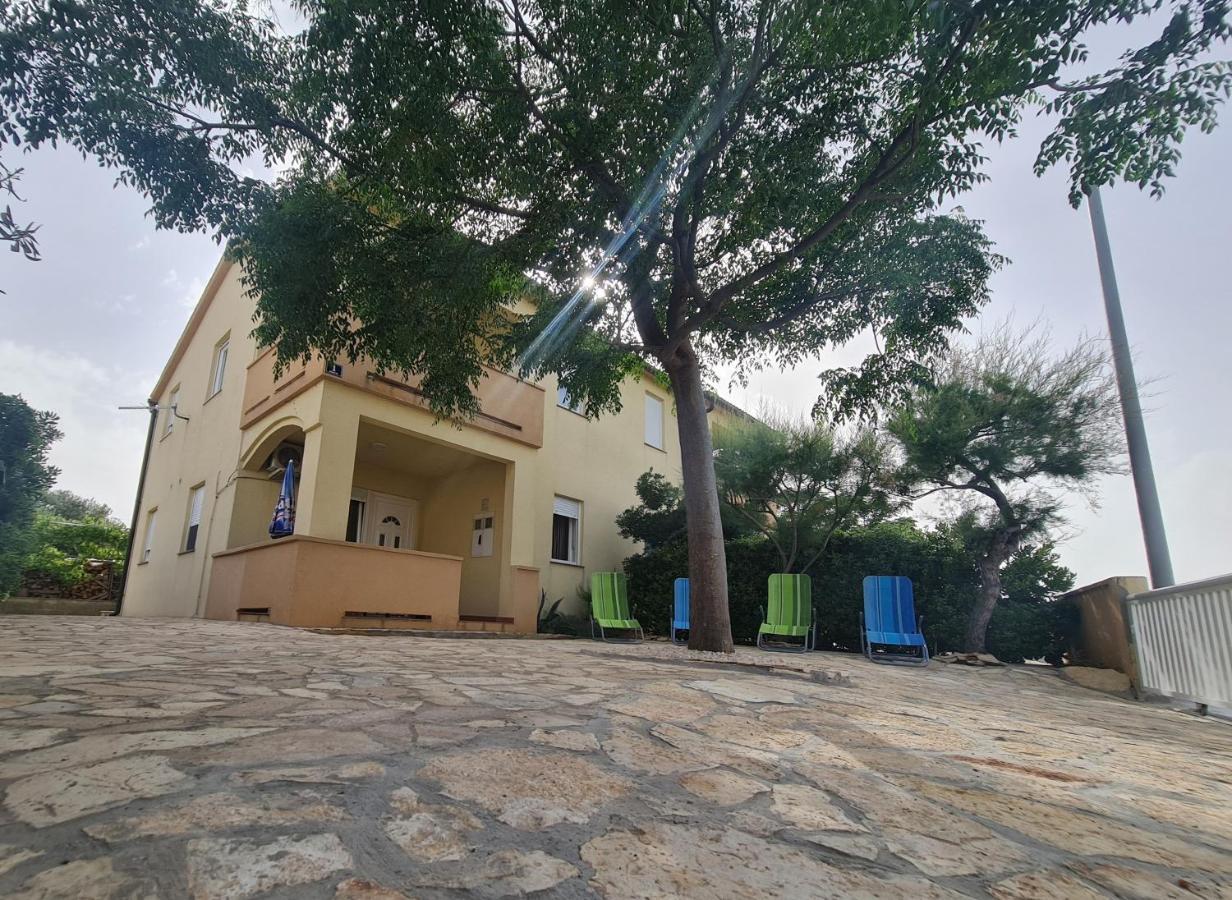 Apartman ˝Abaza˝ Vir Exterior photo