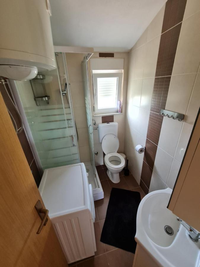 Apartman ˝Abaza˝ Vir Exterior photo